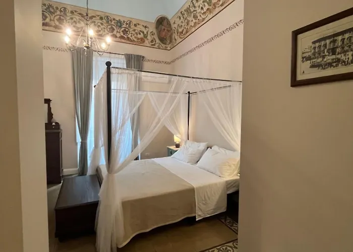 Suite Degli Affreschi - Centro Storico